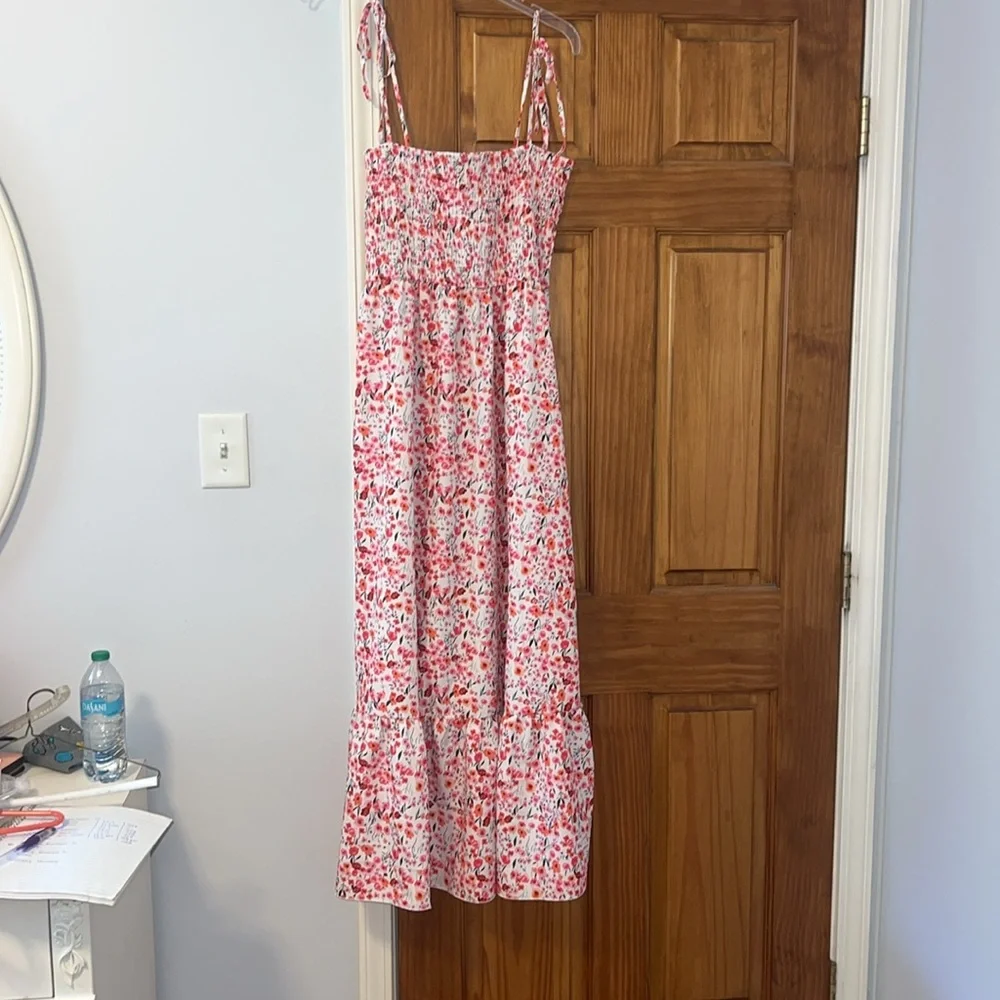 Dress! - Picture 2 of 6